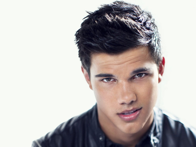 &#160; Taylor Lautner
